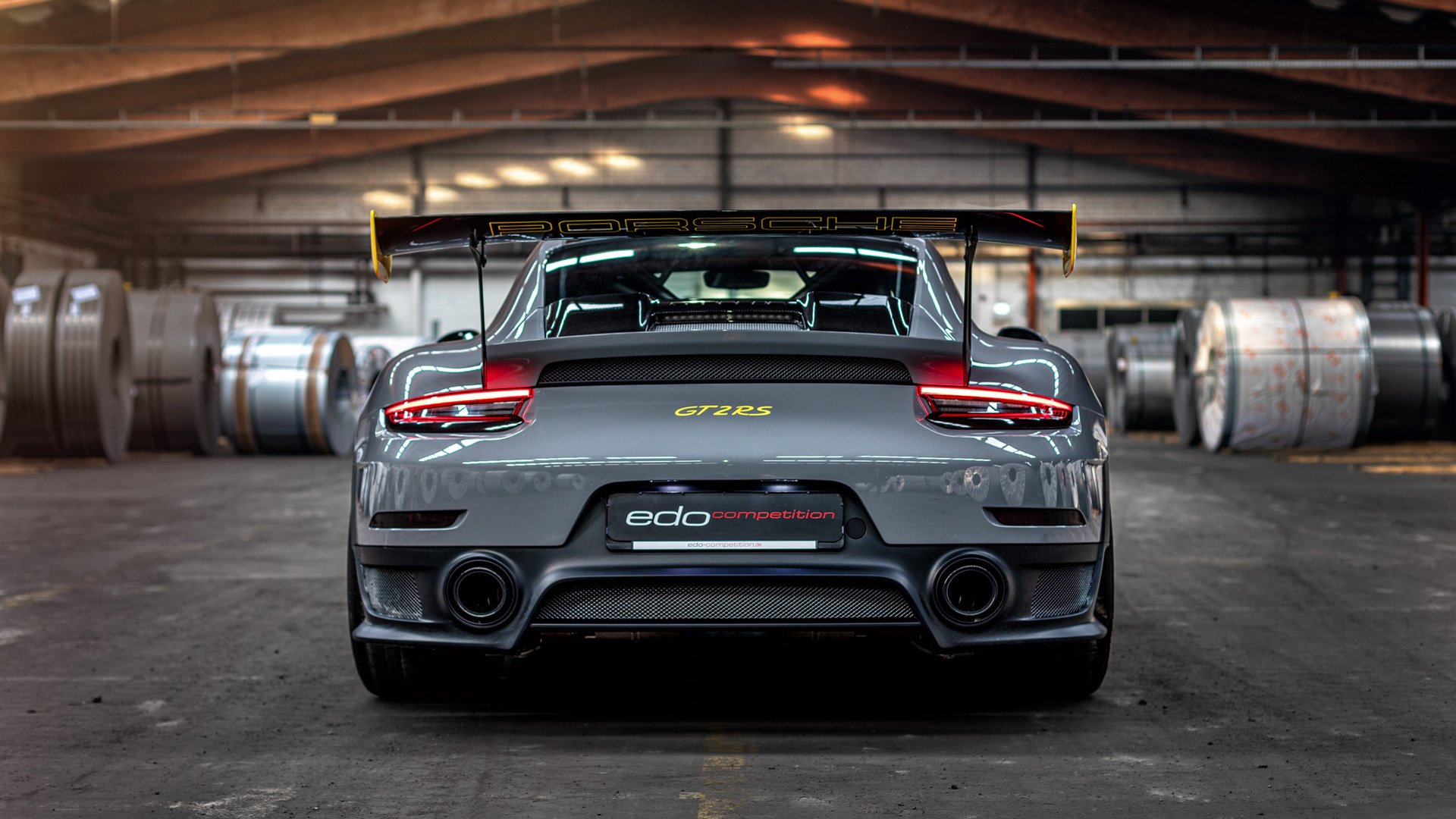 “英超战火再起,豪门逐鹿争夺榜首”,英超的豪门球队