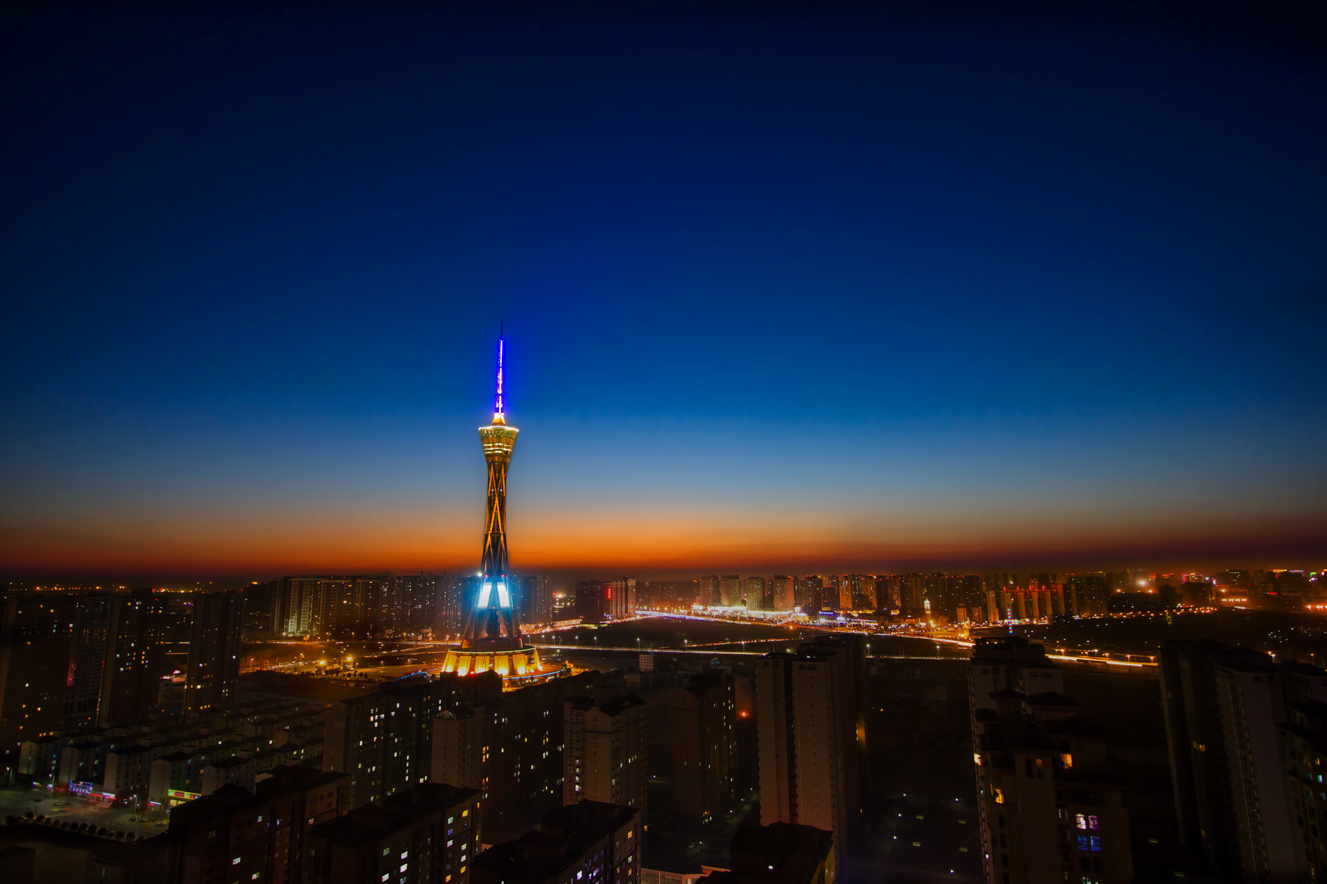 乐鱼体育App下载-四川金强球队进攻节奏多样化，四川金强俱乐部球员