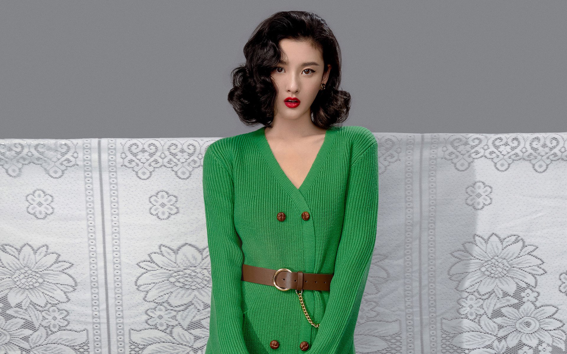 外援身价是否对国内球员薪资结构产生影响,足球外援年薪