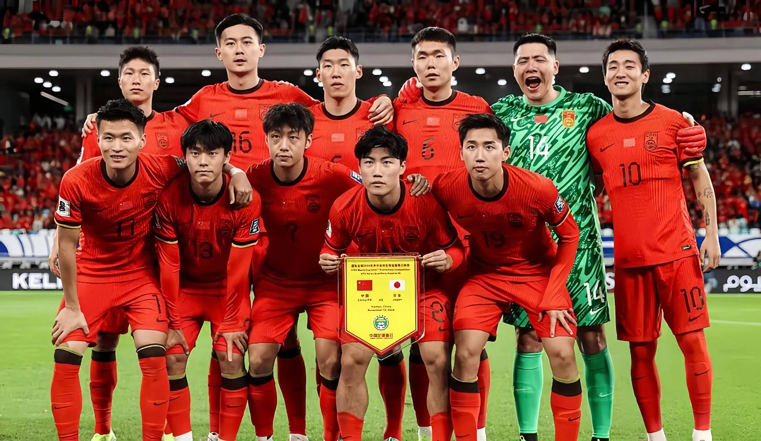 《中国男足冲击世界杯，归化球员成关键》的简单介绍